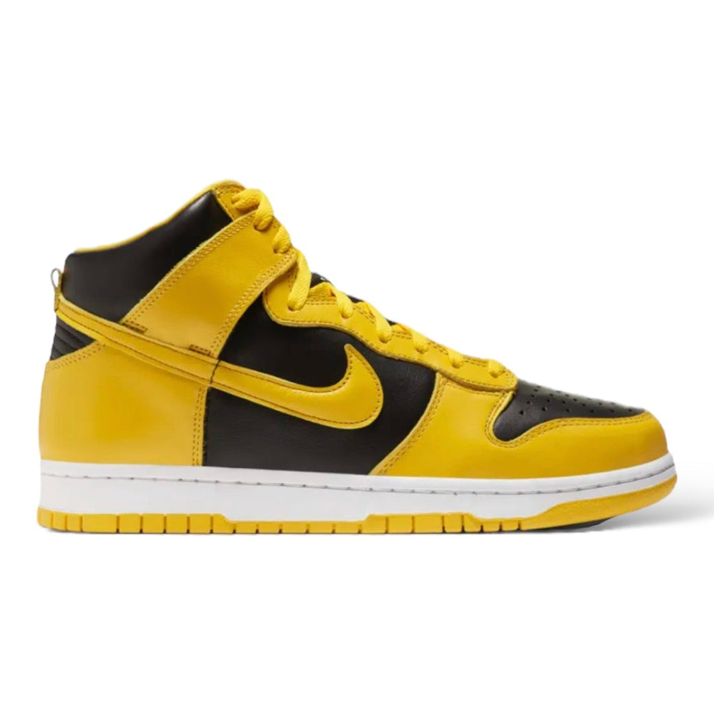 Nike Dunk High “Varsity Maize”